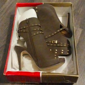 Open Toe Ankle High Heels